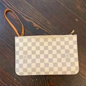 Louis Vuitton Neverfull MM Wristlet